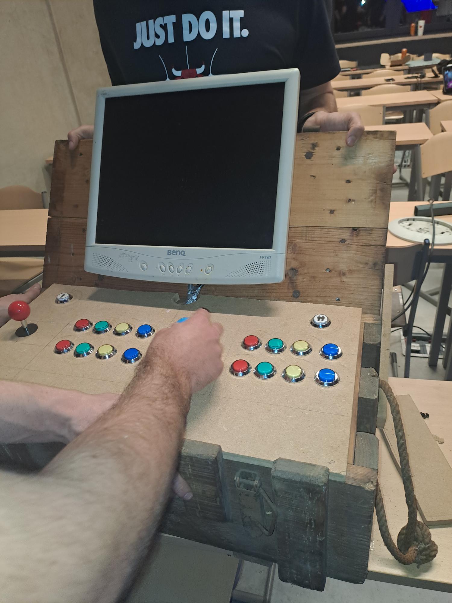 Rendu final de la borne d'arcade